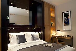 Hotel Marceau Champs Elysees