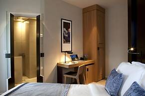 Hotel Marceau Champs Elysees