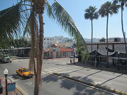 Royal South Beach Hotel