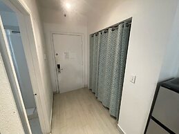 Royal South Beach Hotel