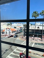 Royal South Beach Hotel