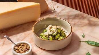 InterContinental Singapore Robertson Quay by IHG