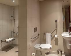 Peermont Metcourt Suites