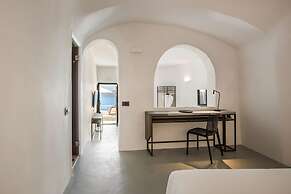 Sun Rocks Boutique Hotel