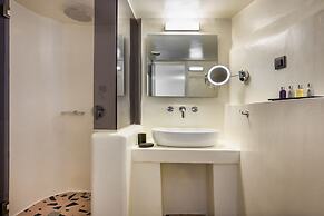 Sun Rocks Boutique Hotel