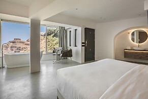 Sun Rocks Boutique Hotel