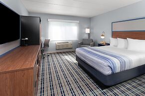 AmericInn by Wyndham West Salem