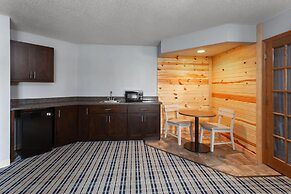 AmericInn by Wyndham West Salem