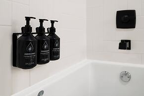 Hotel Indigo New Orleans French Quarter by IHG