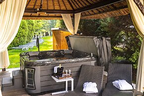 Lotus Therme Hotel & Spa