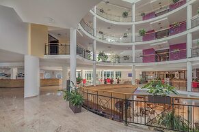 Lotus Therme Hotel & Spa