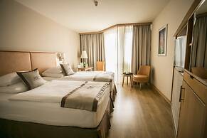 Lotus Therme Hotel & Spa