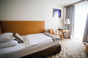 Lotus Therme Hotel & Spa