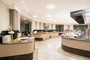 Lotus Therme Hotel & Spa