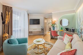 Lotus Therme Hotel & Spa