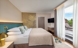 Lotus Therme Hotel & Spa