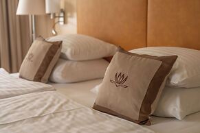 Lotus Therme Hotel & Spa