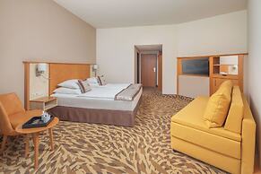 Lotus Therme Hotel & Spa