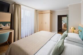 Lotus Therme Hotel & Spa