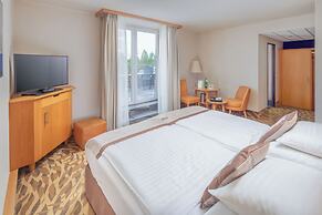 Lotus Therme Hotel & Spa