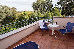 Lotus Therme Hotel & Spa