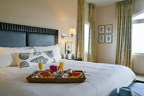 Princess Heights Luxury Boutique Condo Hotel