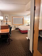 AmericInn by Wyndham Iowa Falls