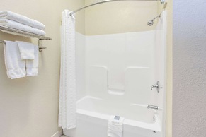 Hawthorn Extended Stay by Wyndham Bloomington