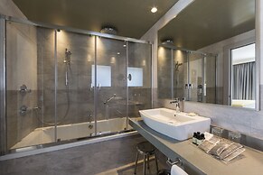 Catalonia Granada Hotel