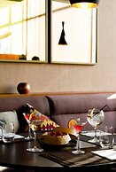 Oca Puerta del Camino Hotel