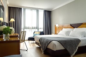 Oca Puerta del Camino Hotel