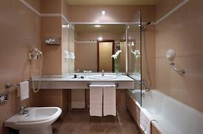 Exe Hotel El Magistral