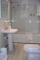 Tibur Hotel