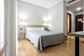 Tibur Hotel
