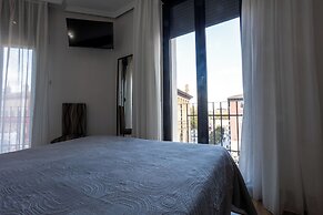 Tibur Hotel