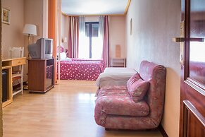 Tibur Hotel