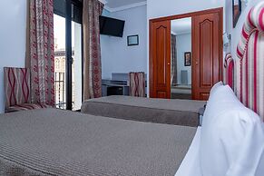 Tibur Hotel