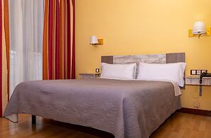 Tibur Hotel