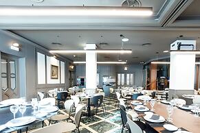 Tibur Hotel
