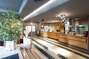 Tibur Hotel