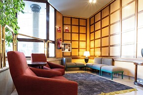 Tibur Hotel