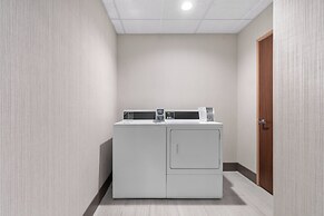 Holiday Inn Express Coralville by IHG