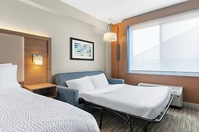 Holiday Inn Express Coralville by IHG