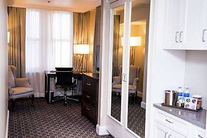 Redmont Hotel Birmingham, Curio Collection by Hilton