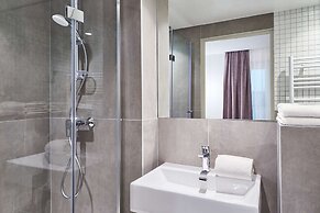 Hôtel Cervantes by Happyculture