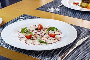 Exe Las Adelfas Hotel