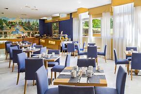 Exe Las Adelfas Hotel