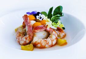 Exe Las Adelfas Hotel