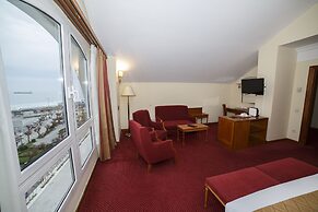 Hotel Hoyuela