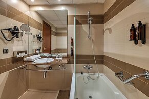 Senator Huelva Hotel